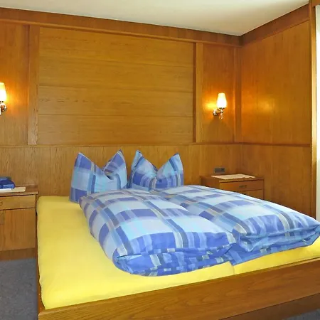 Haus R.pult 037w Solden